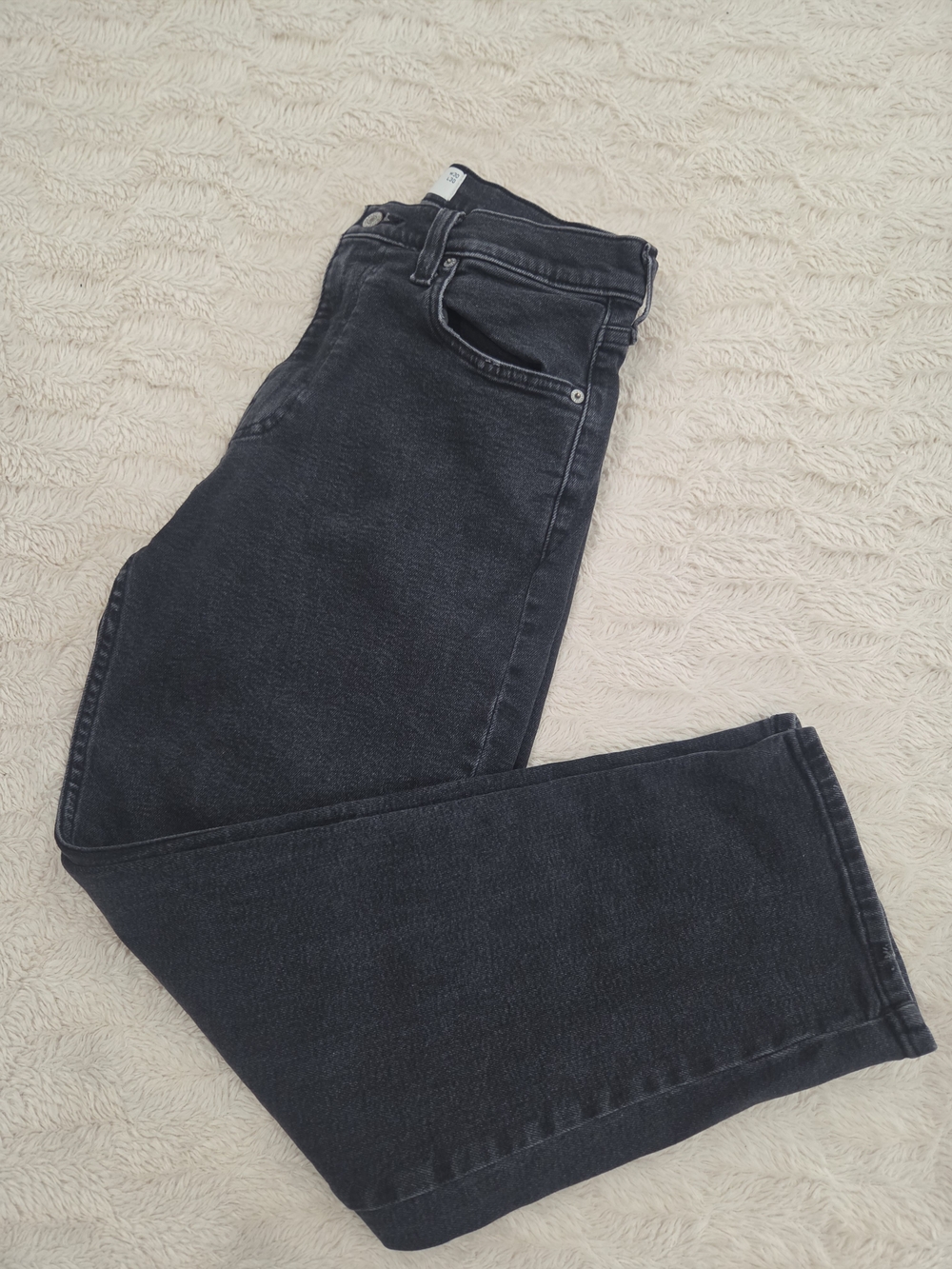 Hollister Men's Relaxed Jeans in Dark Wash Black